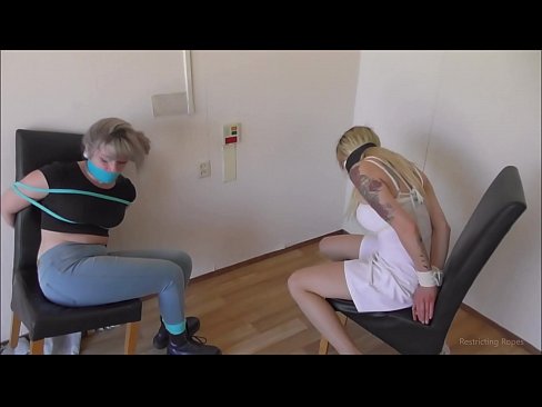 ❤️ Dipendente / legato e imbavagliato / damigella in pericolo ❤️ Porno fatto in casa al it.mrpornogratis.ru ❌️