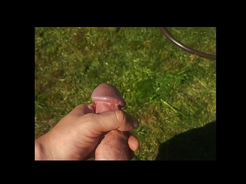 ❤️ Hot hottie si fa scopare la figa rosa e sborra con uno squirt in un giardino estivo ❤️ Porno fatto in casa al it.mrpornogratis.ru ❌️