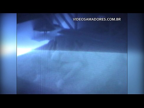 ❤️ Marito filma la moglie che si scopa il vicino e scopre che è un cornuto ❤️ Porno fatto in casa al it.mrpornogratis.ru ❌️